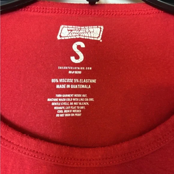 Red University of Nebraska Cornhuskers short sleeve t-shirt - Picture 3 of 5